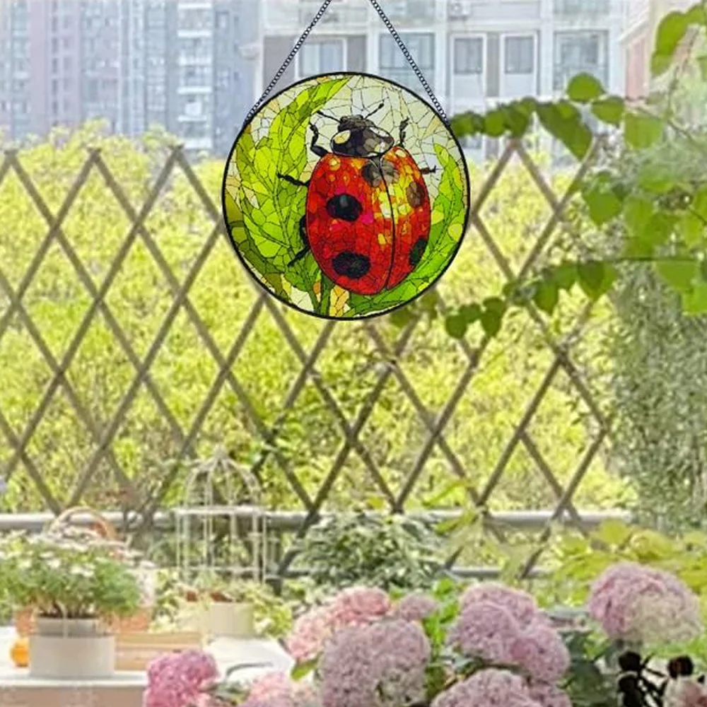 Coccinelle Attrape-Soleil Décoratif en Vitrail à Suspendre - Image 2