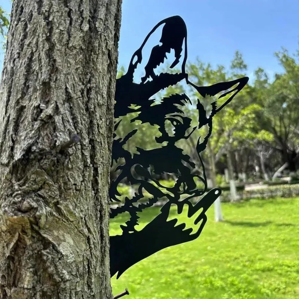 Loup Rigolo Montrant le Doigt Plaque Métallique – Décoration de Jardin Animale Espiègle