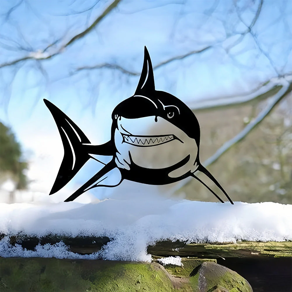 Requin Curieux Plaque Métallique – Décoration de Jardin Extérieur Animale